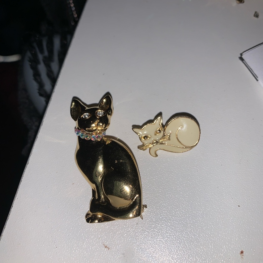 Vintage Gold and Cream Cat Brooch bundle - Picture 6 of 6